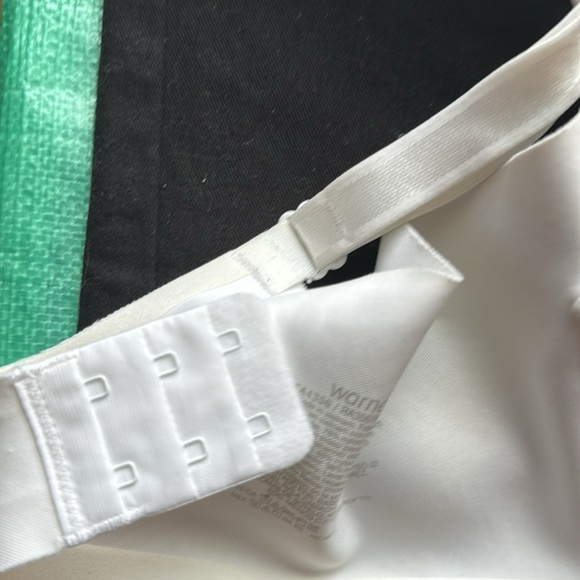 NWOT Warners White 38D Smooth Cup Bra - Picture 5 of 6